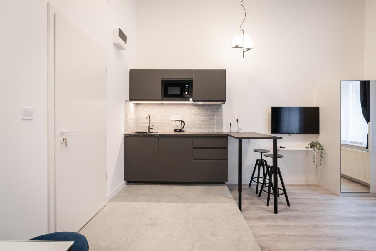 D48 - Central Boulevard Residence - Best Location By Bqa Budapest Esterno foto