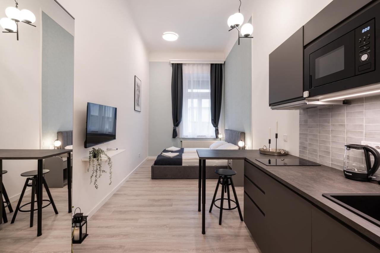D48 - Central Boulevard Residence - Best Location By Bqa Budapest Esterno foto
